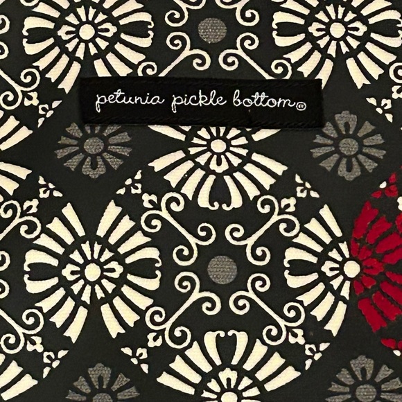 Petunia Pickle Bottom Patterned Diaper Bag w/ Strap in Black & White & Red - Picture 12 of 12